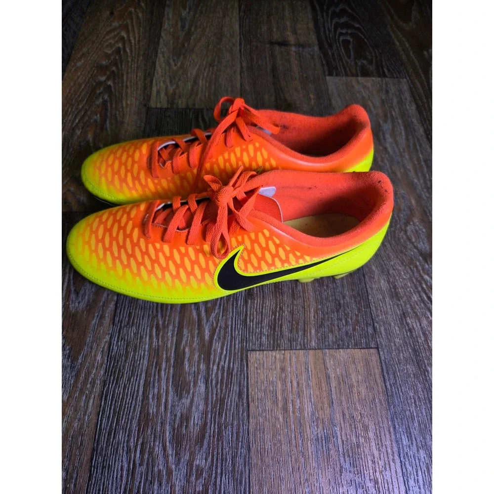 Nike Mens 11 Magista Onda FG Soccer Cleats Total Orange Volt Yellow - Picture 2 of 6